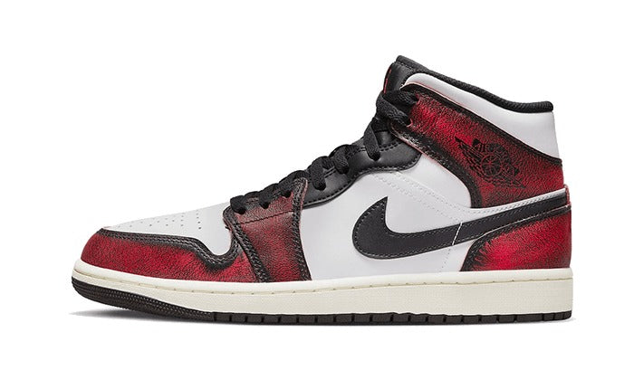 Air Jordan 1 Mid SE Wear-Away Chicago