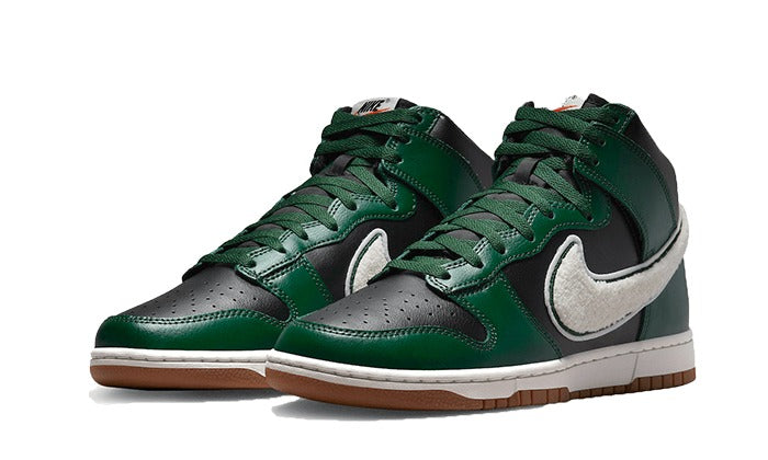 Dunk High Chenille Swoosh Black Green