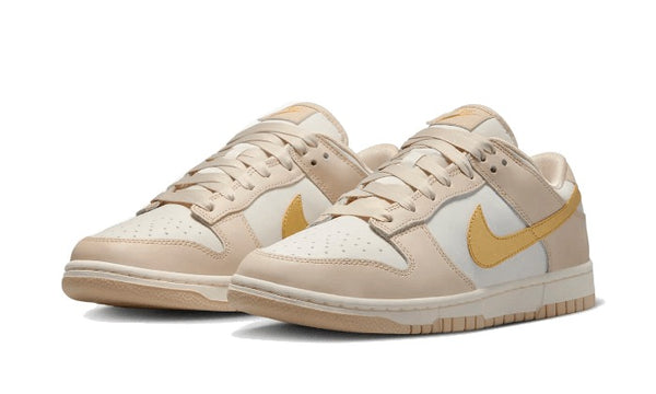 Dunk Low Phantom Metallic Gold